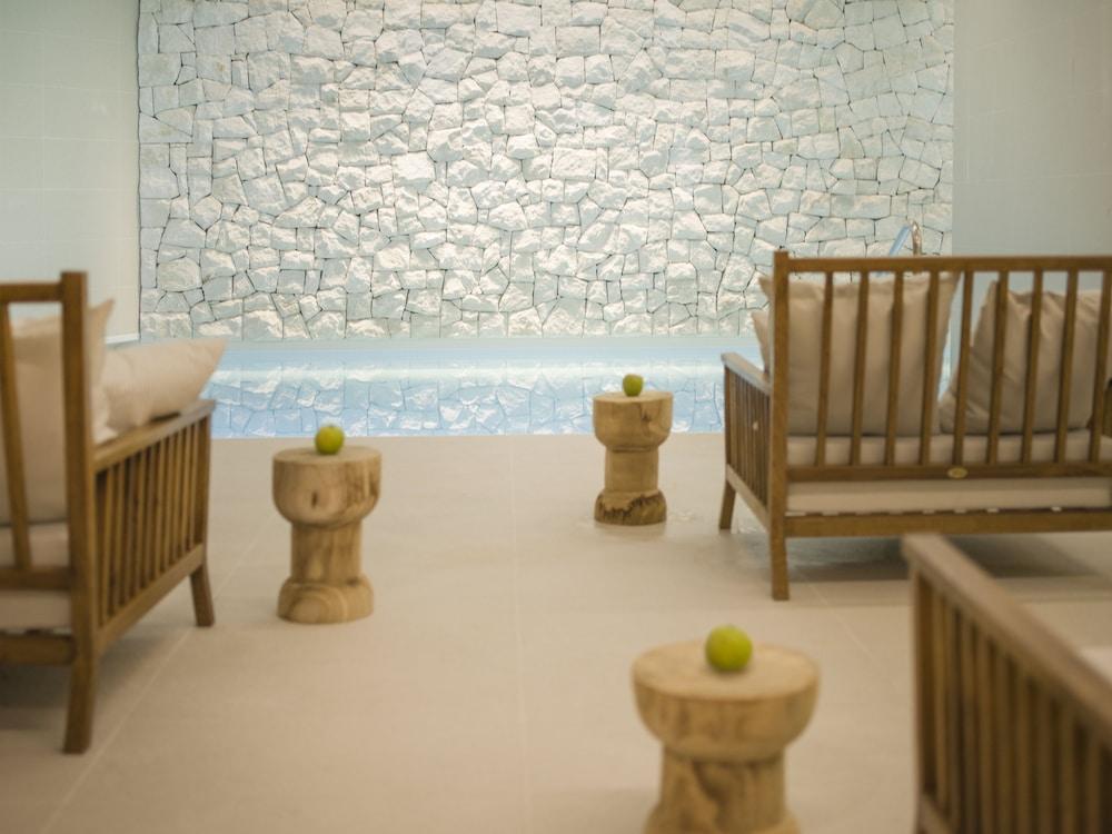 Hotel Kompas Дубровник Екстериор снимка