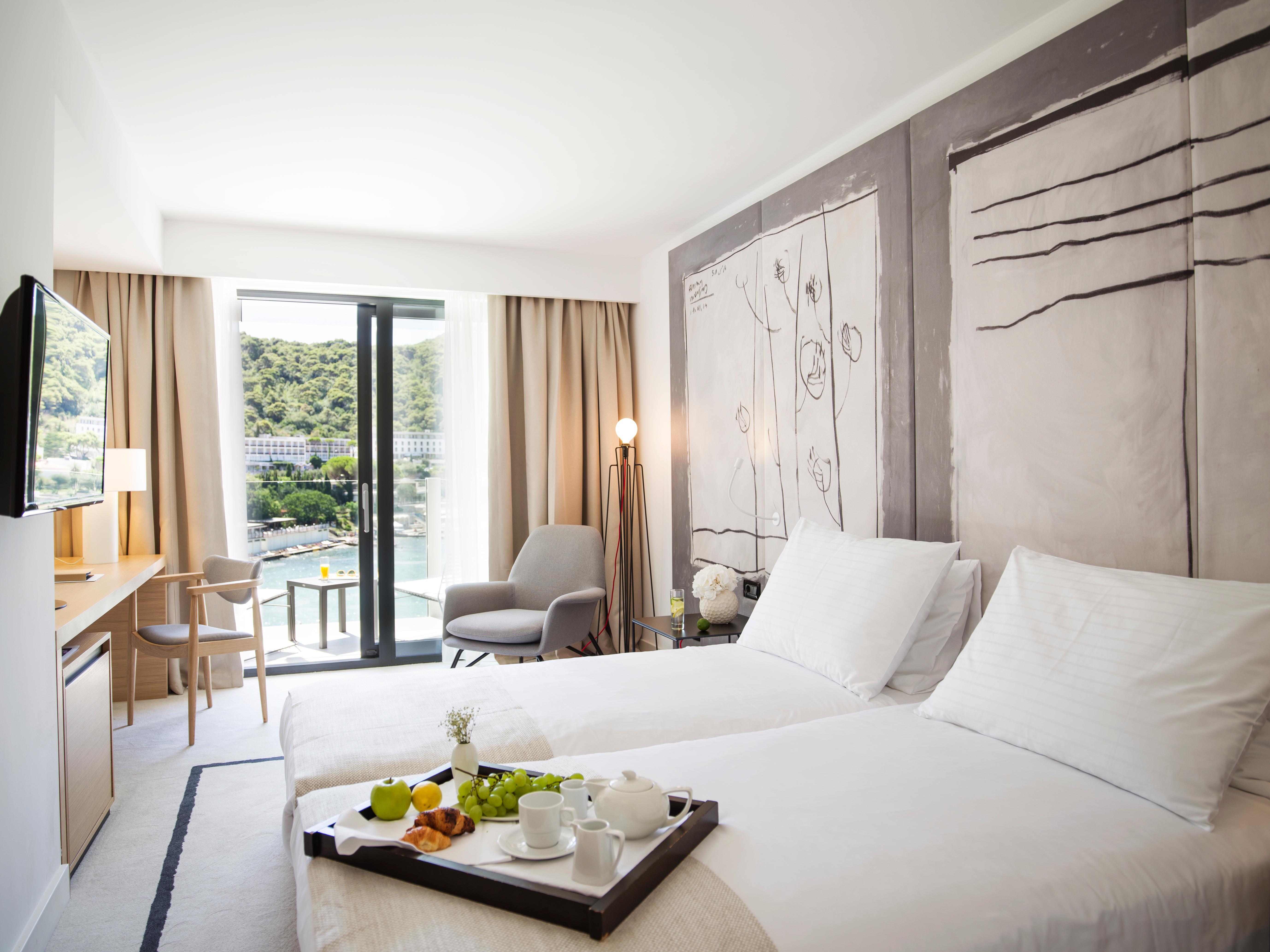 Hotel Kompas Дубровник Екстериор снимка