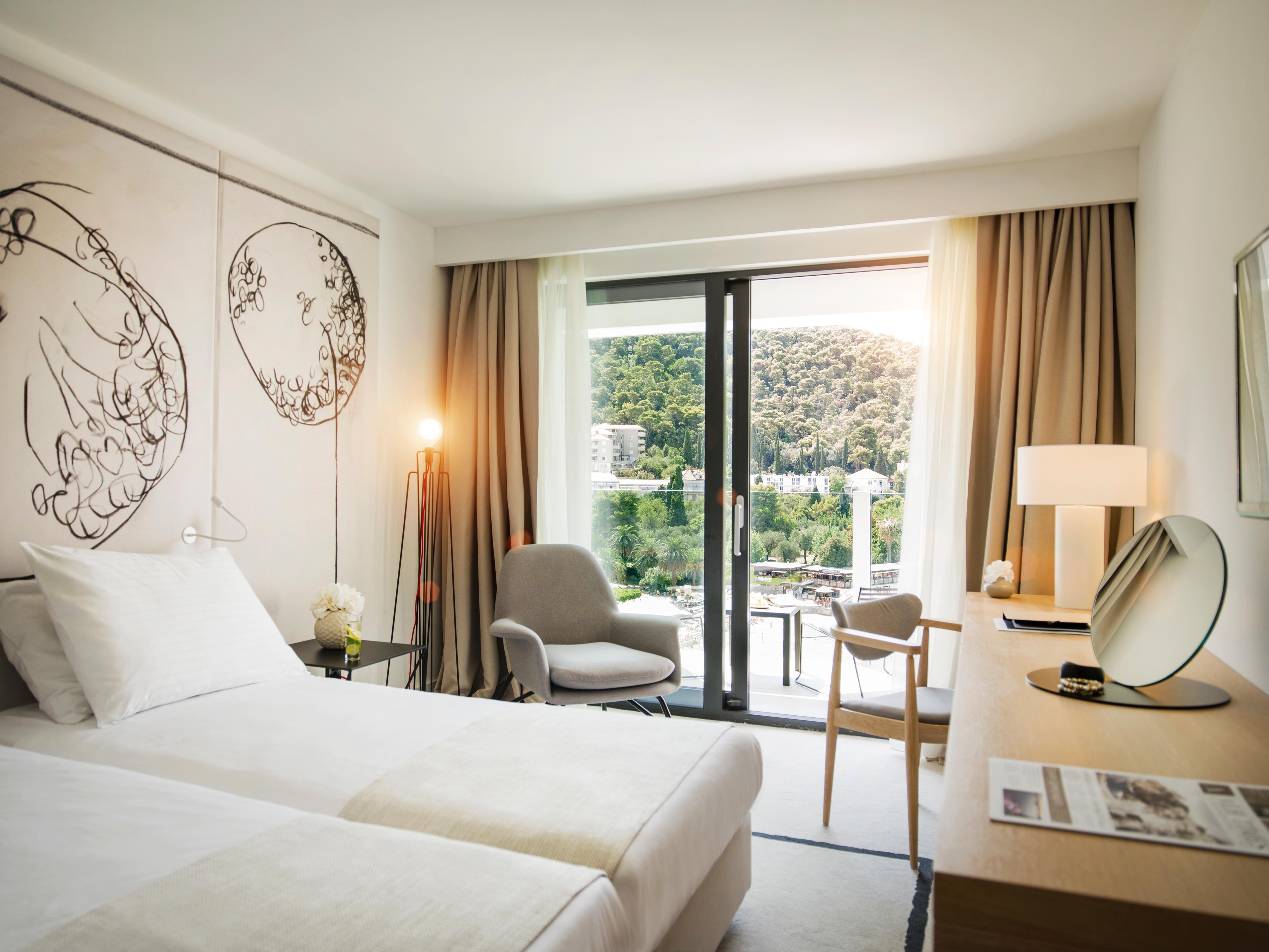 Hotel Kompas Дубровник Екстериор снимка