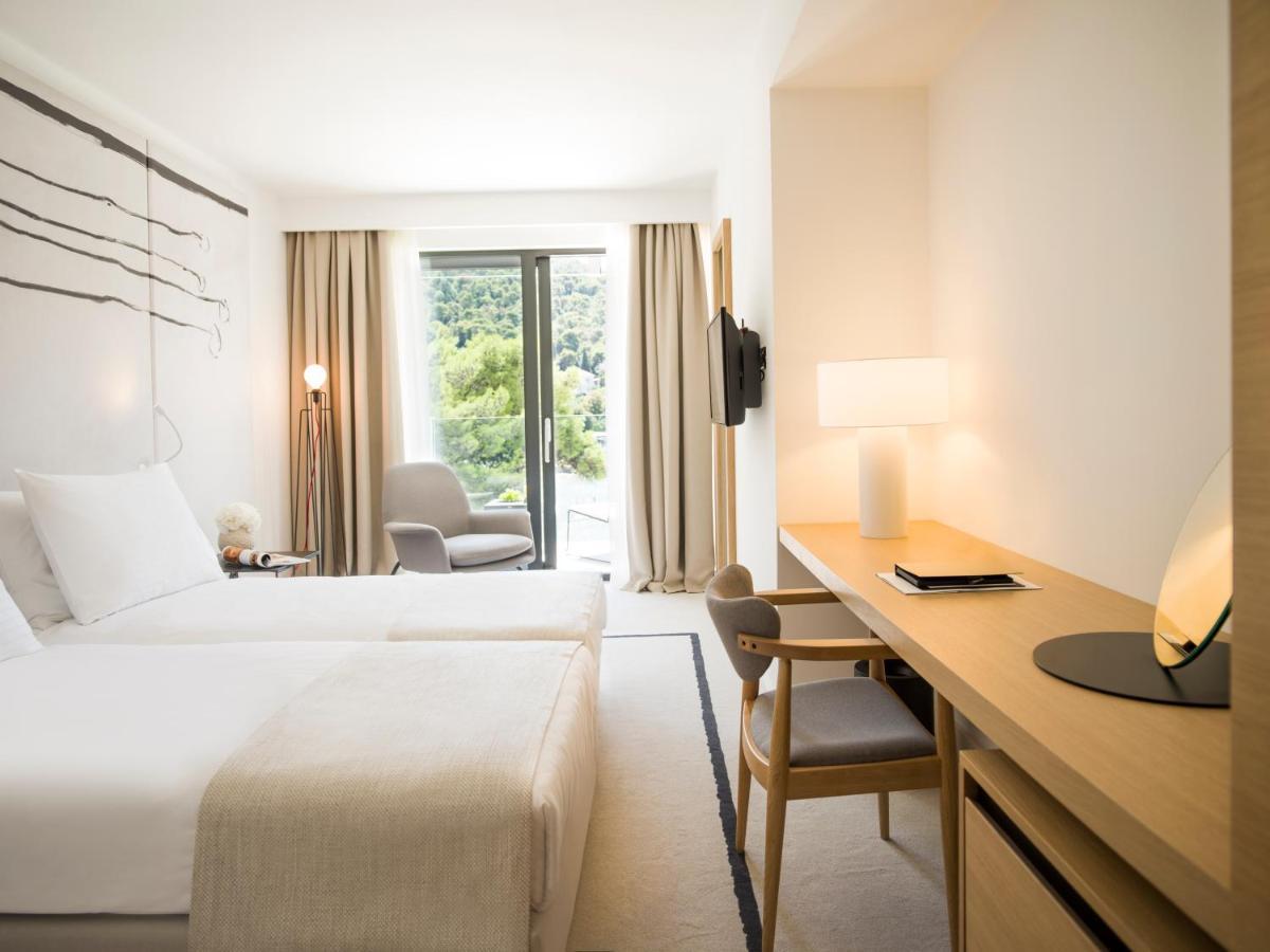 Hotel Kompas Дубровник Екстериор снимка